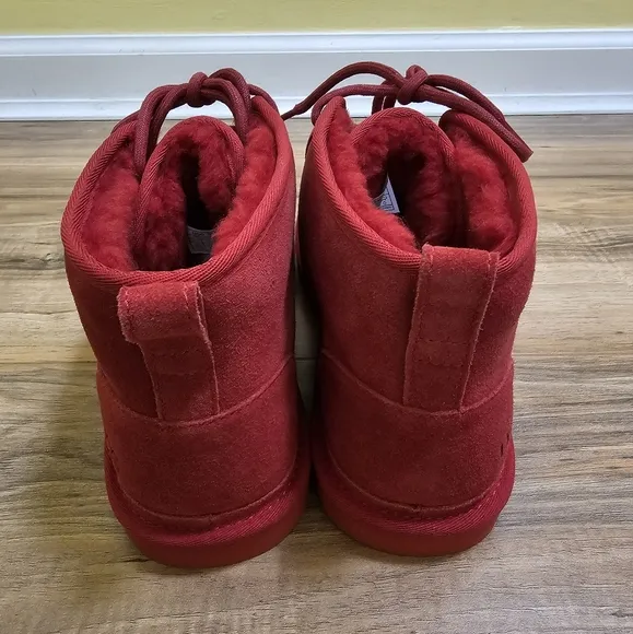 UGG Neumel boots, samba red, US 11