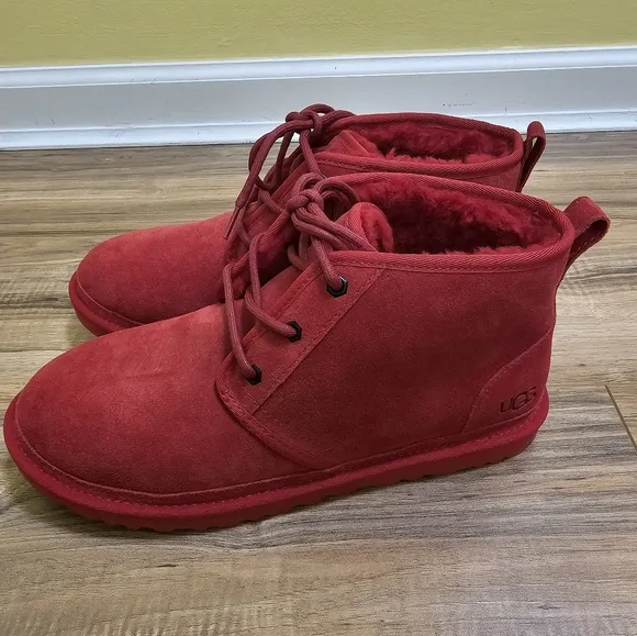 UGG Neumel boots, samba red, US 11
