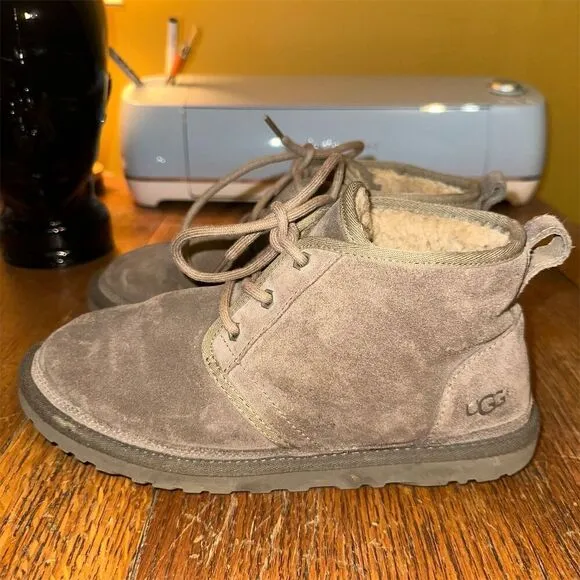 UGG Neumel II Men's Suede Chukka Boots Size 8
