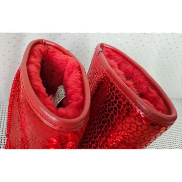 UGG Toddler Girls Red Hearts Boot Metallic Red Size 3, NEW!