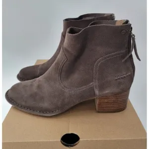 UGG Womens Bandara Ankle Boots