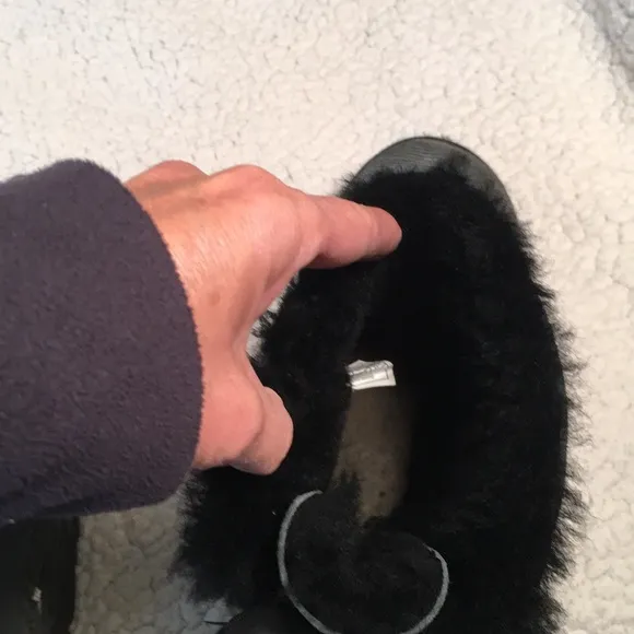 UGG youth black/silver metallic bailey bow boots
