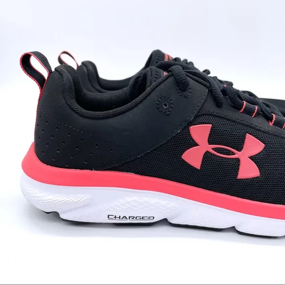 Under Armour Womens Charged Assert 8 Running Shoes