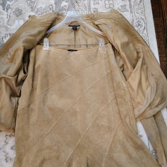 Valerie Stevens 100% Suede Leather 2-Piece Suit, Size 10-12 (L)