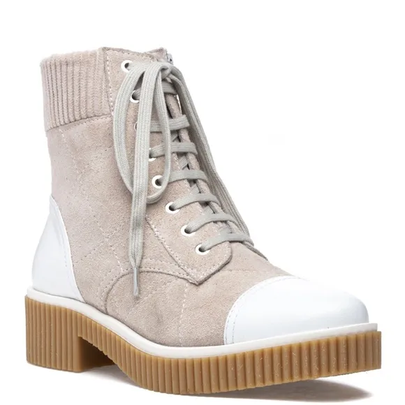 Vaneli Mage Boots in Light Grey Nival Combo, Size 7.5 New w/o Box Retail $250