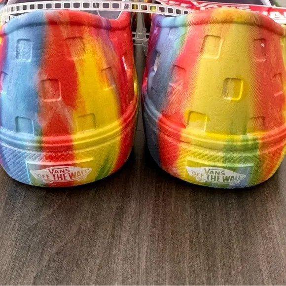 Vans kids Slip-On TRK tie dye skate water rubber Shoes size 2 NWT