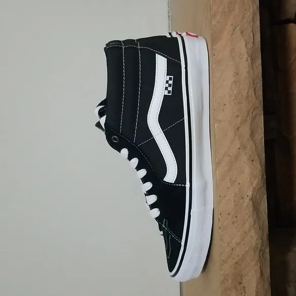 ✔✔✔VANS ultracush 3D Shoes sz 12 NWT