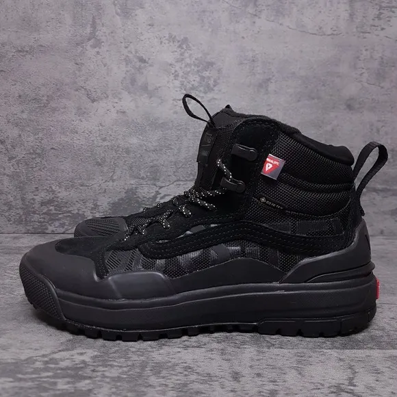 VANS Ultrarange Exo MTE 2 Gore Tex Boots Shoes Mens 8 Womens 9.5 Black Nby