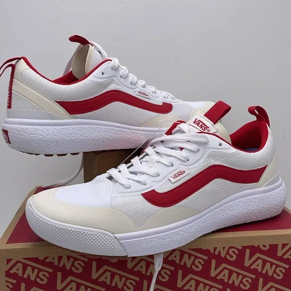 Vans WMNS White and Red Sneakers Ultrarange ExoTrue White/RedVN0A4U1KBJT