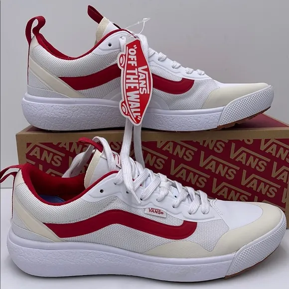 Vans WMNS White and Red Sneakers Ultrarange ExoTrue White/RedVN0A4U1KBJT
