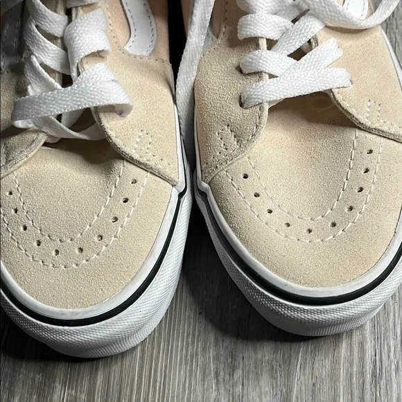 Vans Women's High-Top Sneakers - Pink and White