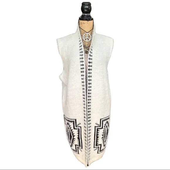 VENARIO women's Vest Sweater Callie Southwestern Design size L - LARGE