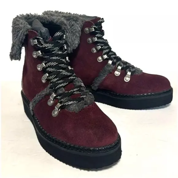 Very Volatile Boots Womens Ankle Bootie Burgundy Leather Faux Fur Lace Up 6.5