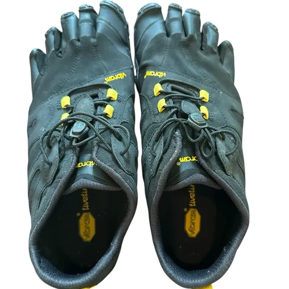 Vibram Black and Yellow FiveFingers V Shoes Size 9-9.5