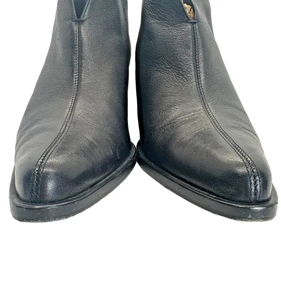 Vince Black Leather Havana Notch Bootie Ankle Boot Gold Zipper Womens Size 8 M