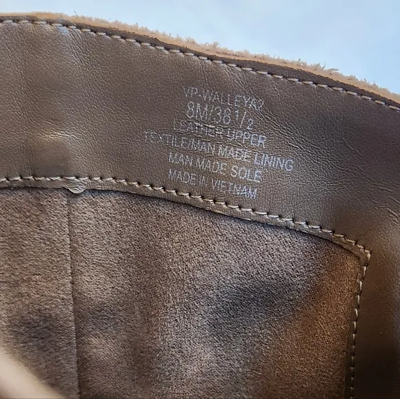 Vince Camato Walleya Moto suede boots size 8 Taupe‎