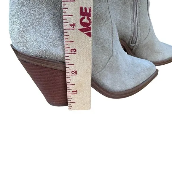 Vince Camuto Afelia Boots Women's Size 6M Tan Suede Leather Knee High Block Heel
