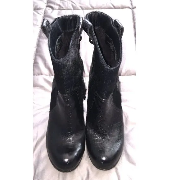 Vince Camuto Bennie Ankle Boot
