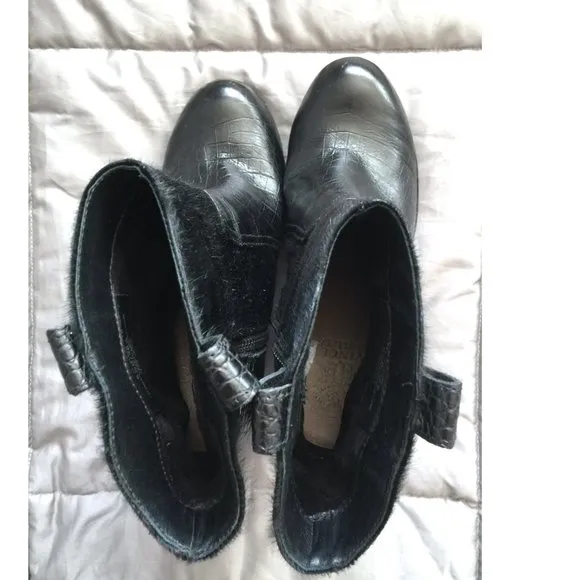 Vince Camuto Bennie Ankle Boot