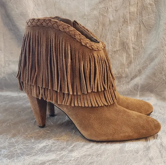 VINCE CAMUTO LEATHER ANKLE BOOTS SZ 7.5