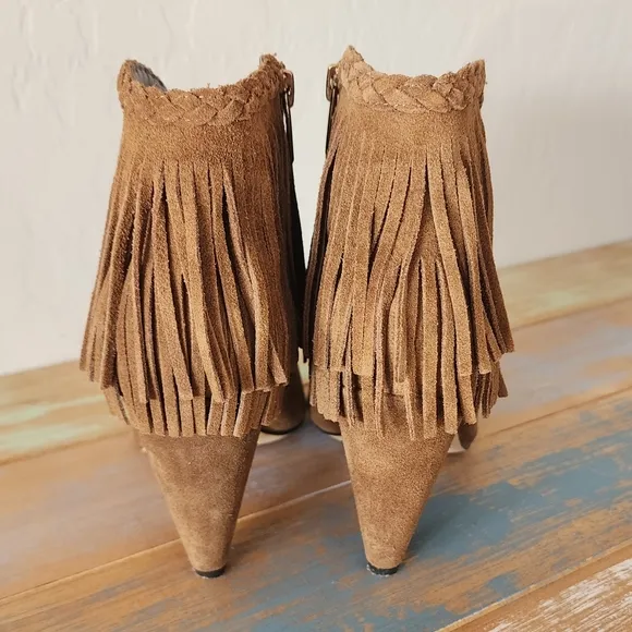 VINCE CAMUTO LEATHER ANKLE BOOTS SZ 7.5