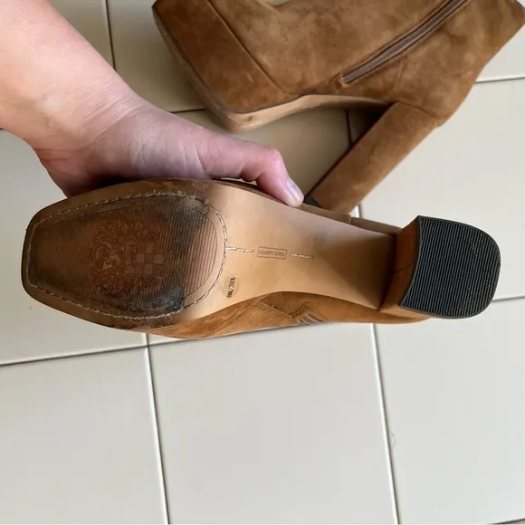 Vince Camuto Leslieon Suede Boots