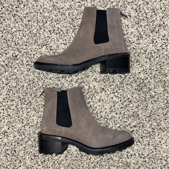 Vince Camuto Suede Kelivena Chelsea Boots