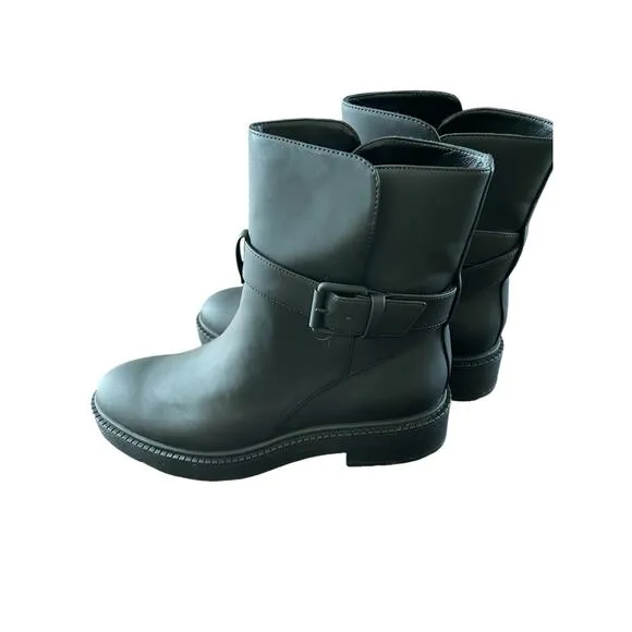 Vince Kaelyn Leather Ankle Boots Waterproof Pull On Buckle Strap Black Size 8M