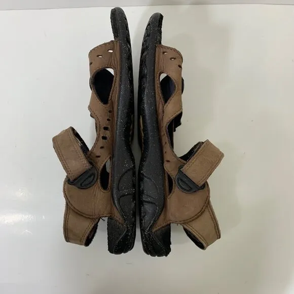 Vintage 90’s Nike Air Deschütz Men’s Sandals Brown and Black Size 10