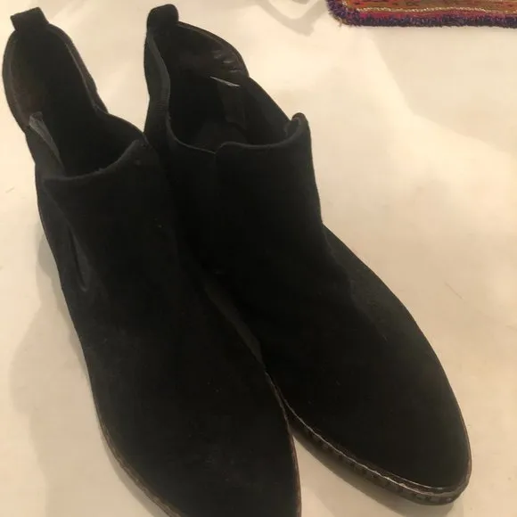 Vintage BRUNATE Black Suede Chelsea Boots
