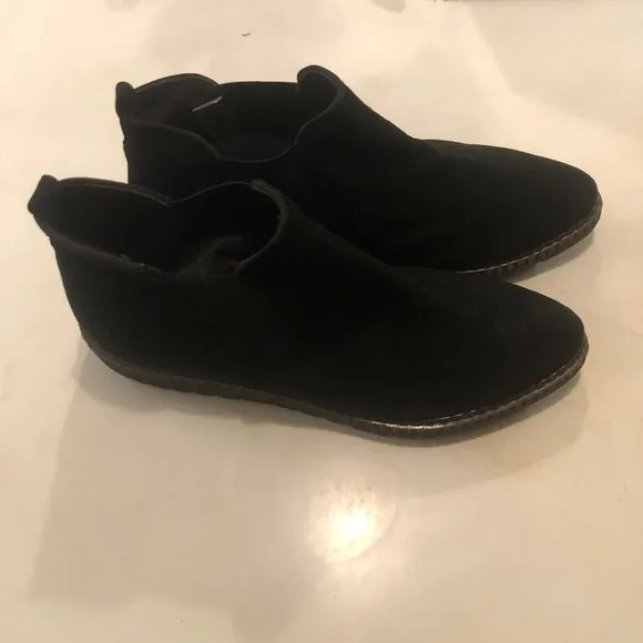 Vintage BRUNATE Black Suede Chelsea Boots