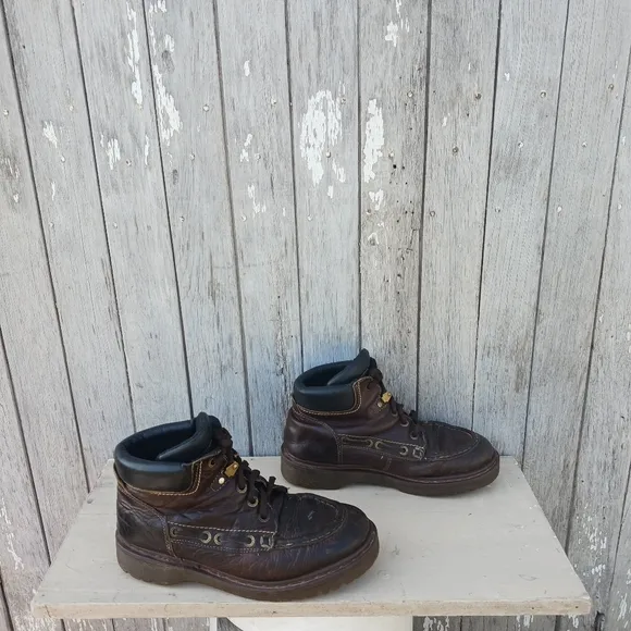 Vtg DOC MARTENS 8460 AW004 Men's Leather Boots Size US 9  Brown England Y2k