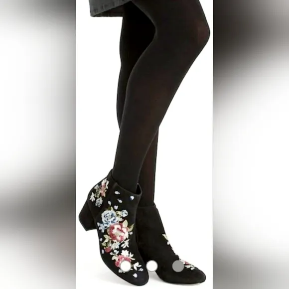 White House Black Market Women's Ankle Boots Suede Leather Embroidered US 7.5