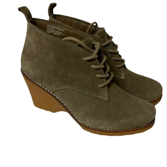 WHITE MOUNTAIN WOMEN'S LAMBERT SUEDE BOOTIES IN BROWN SIZE 8.5