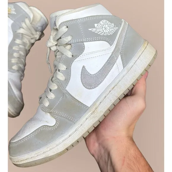 WMNS Nike Air Jordan 1 Mid Wolf Grey Aluminum Shoes Size 7 Women's BQ6472-105