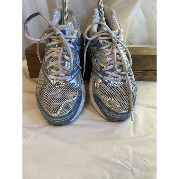 Women's Brooks Ariel Blue/Silver  MoGo DNA Platform‎ Running Shoes- SIze 9