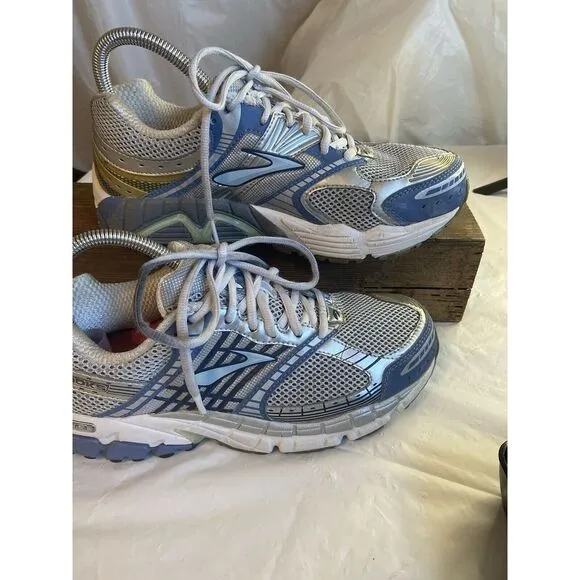 Women's Brooks Ariel Blue/Silver  MoGo DNA Platform‎ Running Shoes- SIze 9