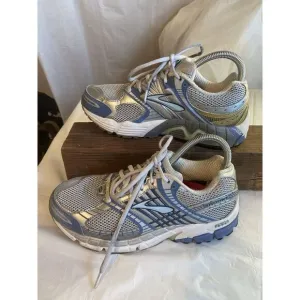 Women's Brooks Ariel Blue/Silver  MoGo DNA Platform‎ Running Shoes- SIze 9