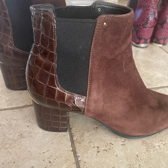 Women’s Michael Kors ankle heel boots SZ 9