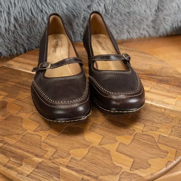 Women's New Softspots Mary Jane Brown Leather Casual Shoes size 9N