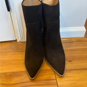 Women’s suede Brochu Walker boots