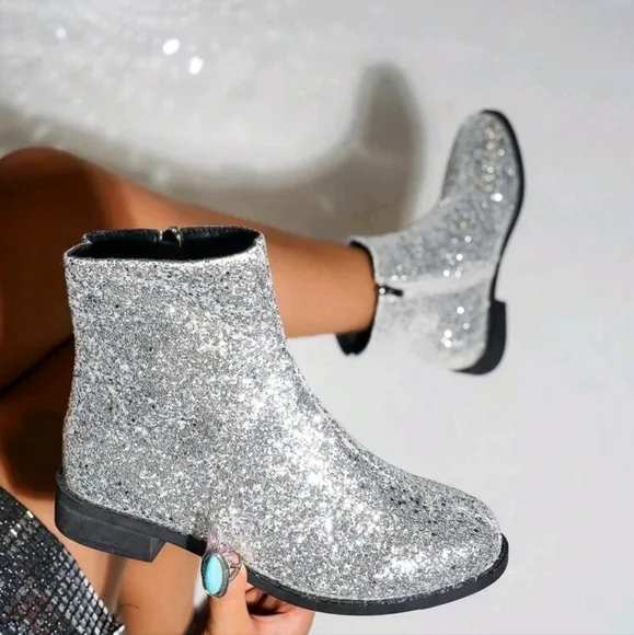 WomenSilver Sequined Short Boots,Round Toe Thermal Lined,Side Zipper Design Boot
