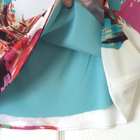 Yigal Azrouel Vibrant Abstract Printed Silk Blend Low Waisted A-Line Mini Skirt