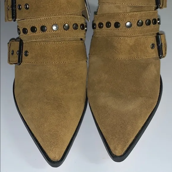 ZARA BELTED LEATHER HEELED ANKLE BOOTS