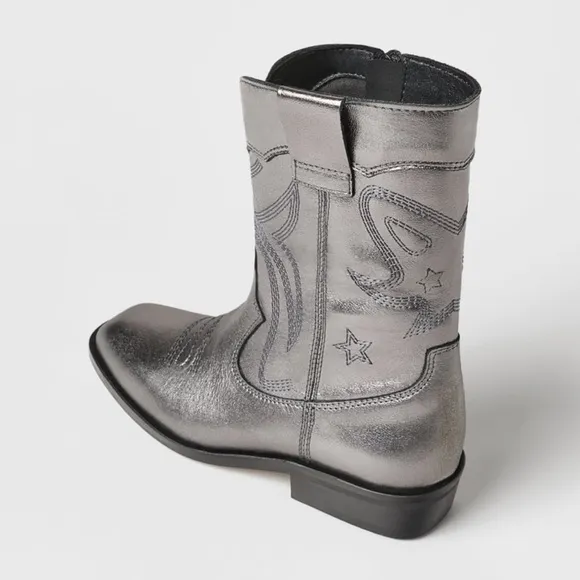 Zara kids Limited edition cowboy boots