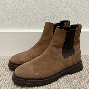 ZARA Lug Sole Suede Chelsea Ankle Boots Mens 12 Brown Leather Suede Chunky Soles
